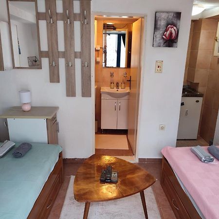 Bay Mola Home Kotor Luaran gambar