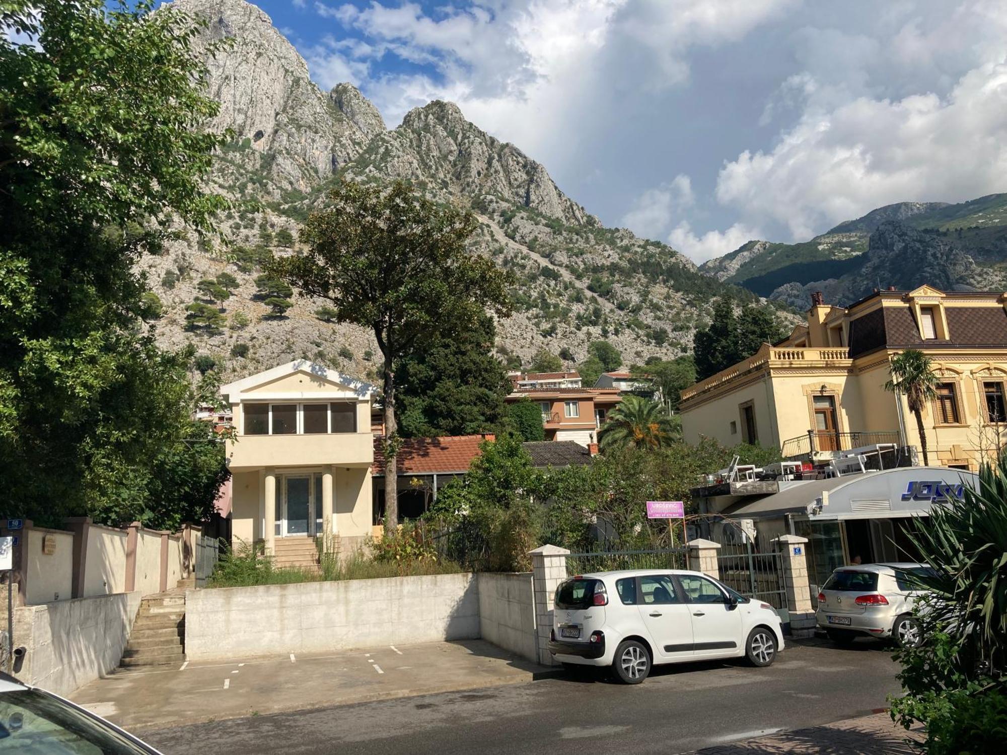 Bay Mola Home Kotor Luaran gambar